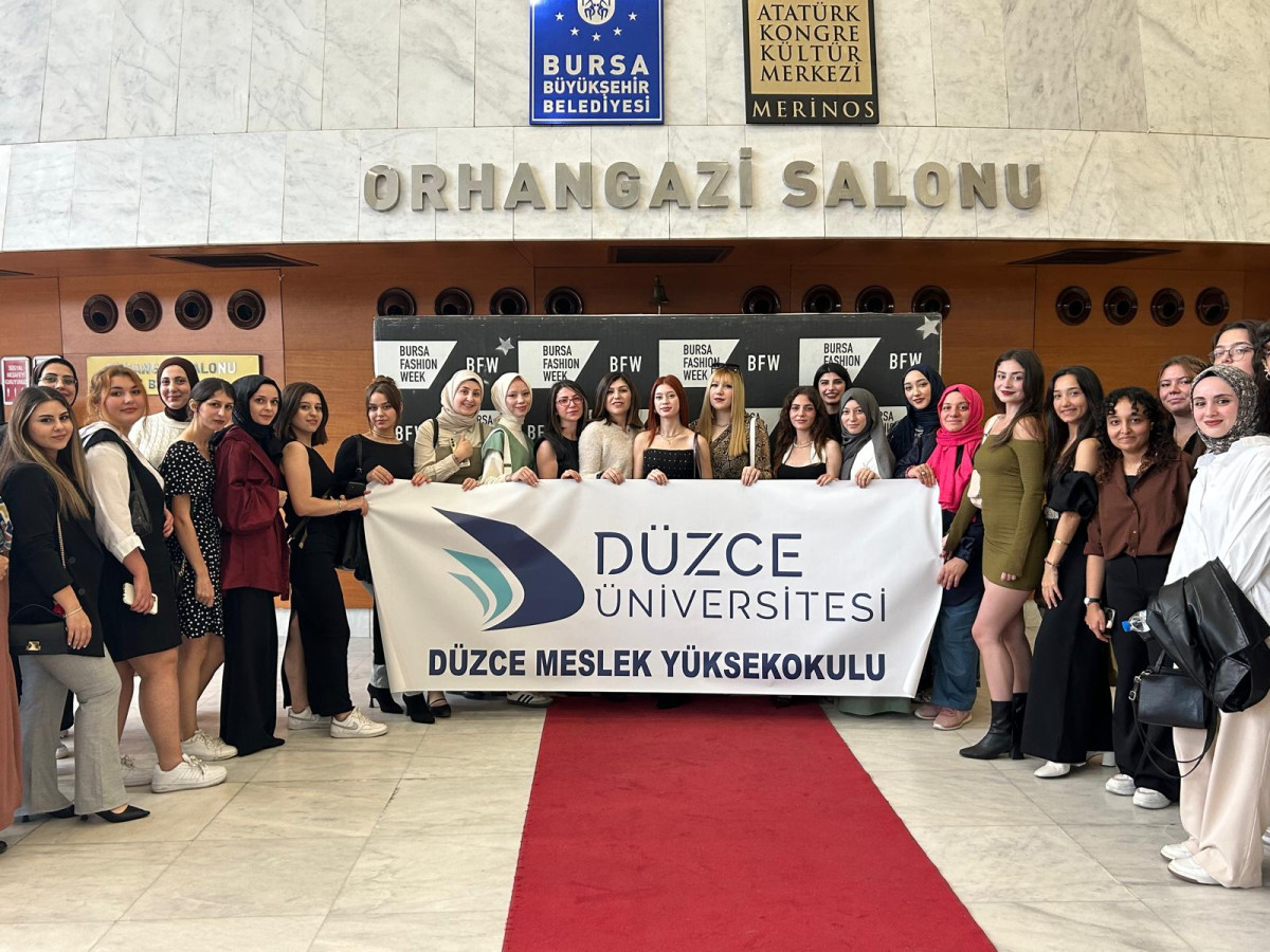 DÜZCE MYO ÖĞRENCİLERİ BURSA’DA FİNALE KALDI